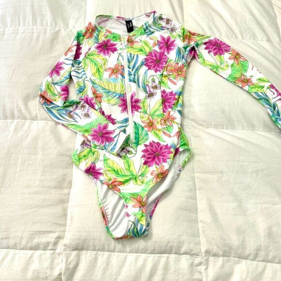 Hurley (NWT) Vibrant Pink, Green &Blue Floral Long Sleeve Swimsuit/ Rashguard-M - Picture 1 of 11